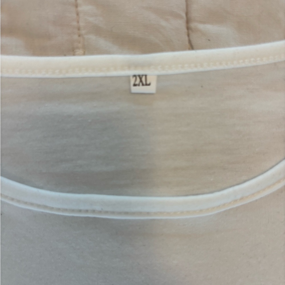 NEW Woman’s 2XL White Long 1/2 Sleeve Top very soft & comfortable - Picture 5 of 7